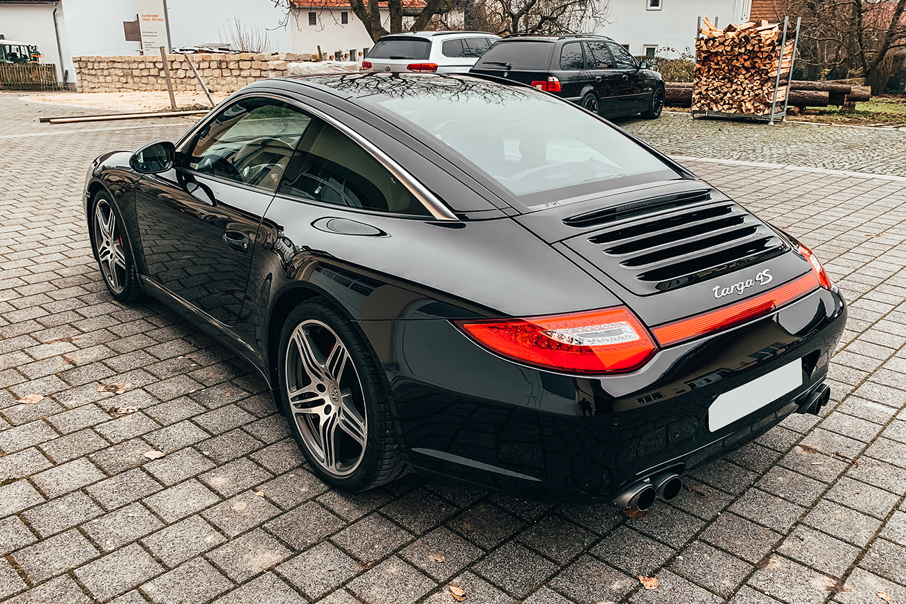 Porsche hinten